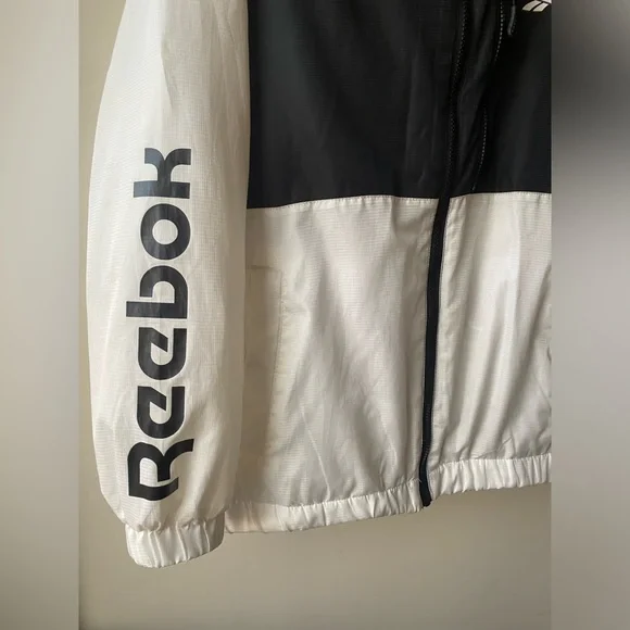 Reebok jacket - Picture 3 of 5